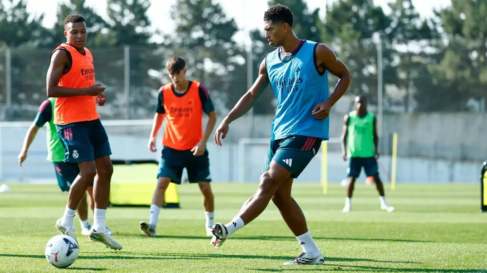 El Real Madrid, al completo: Bellingham ya entrena a las órdenes de José Mourinho
