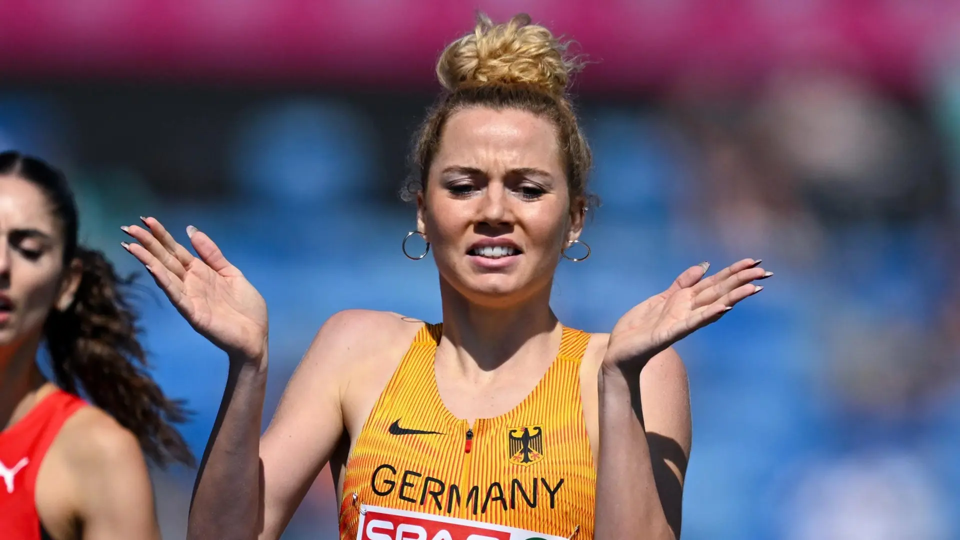 Una atleta alemana condena los insultos racistas contra sus compañeros en el Europeo de Birmingham: «Me resulta aterrador»
