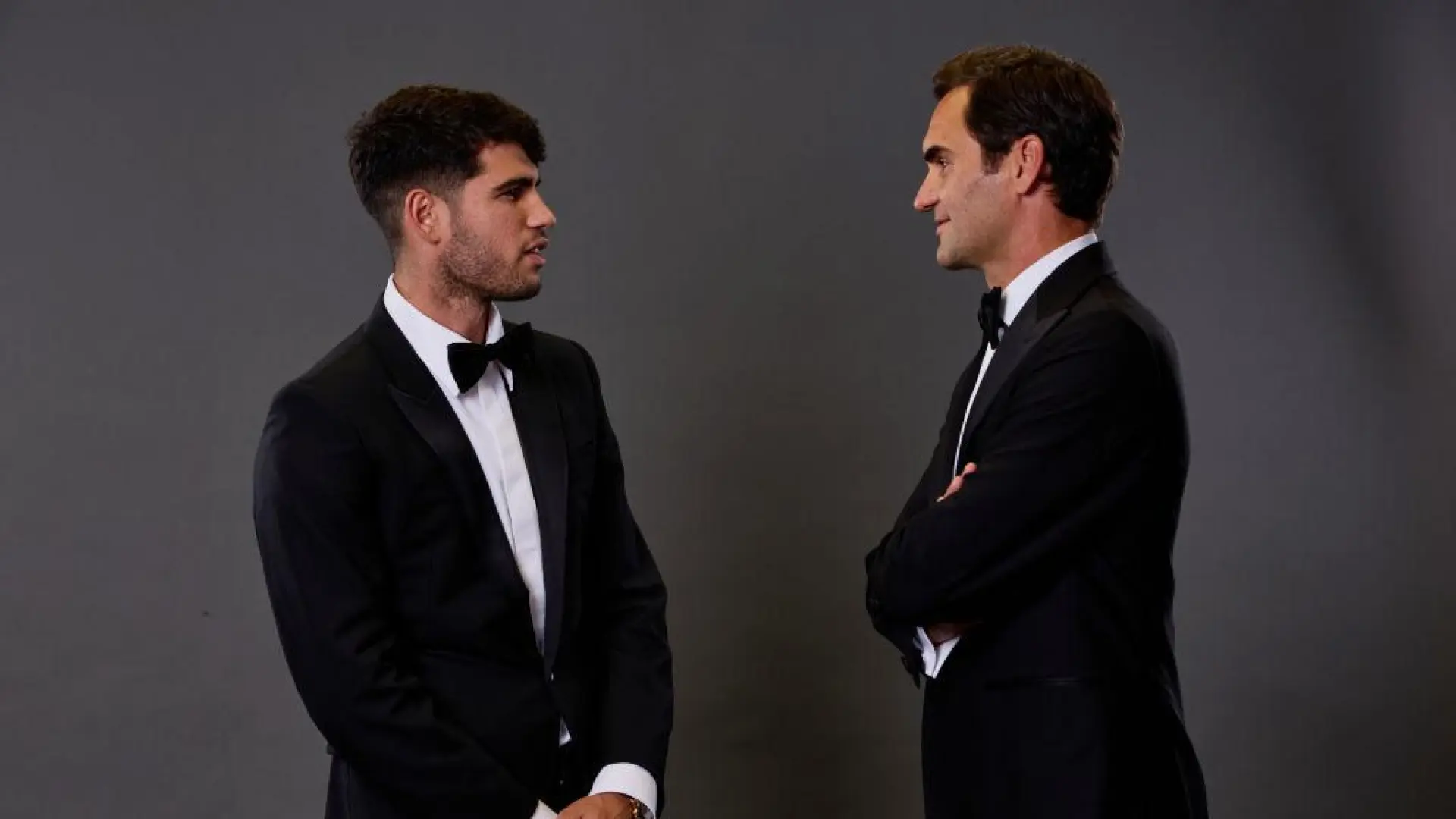 Roger Federer, el espejo en el que Carlos Alcaraz se mira en su regreso: campeón en Australia tras seis meses de lesión