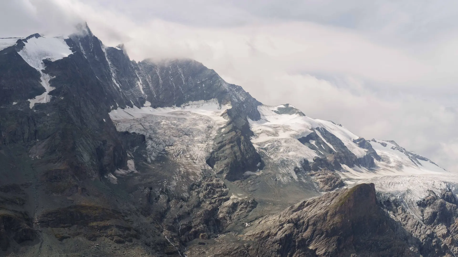 Muere un escalador alemán de 19 años tras un accidente en los Alpes austriacos