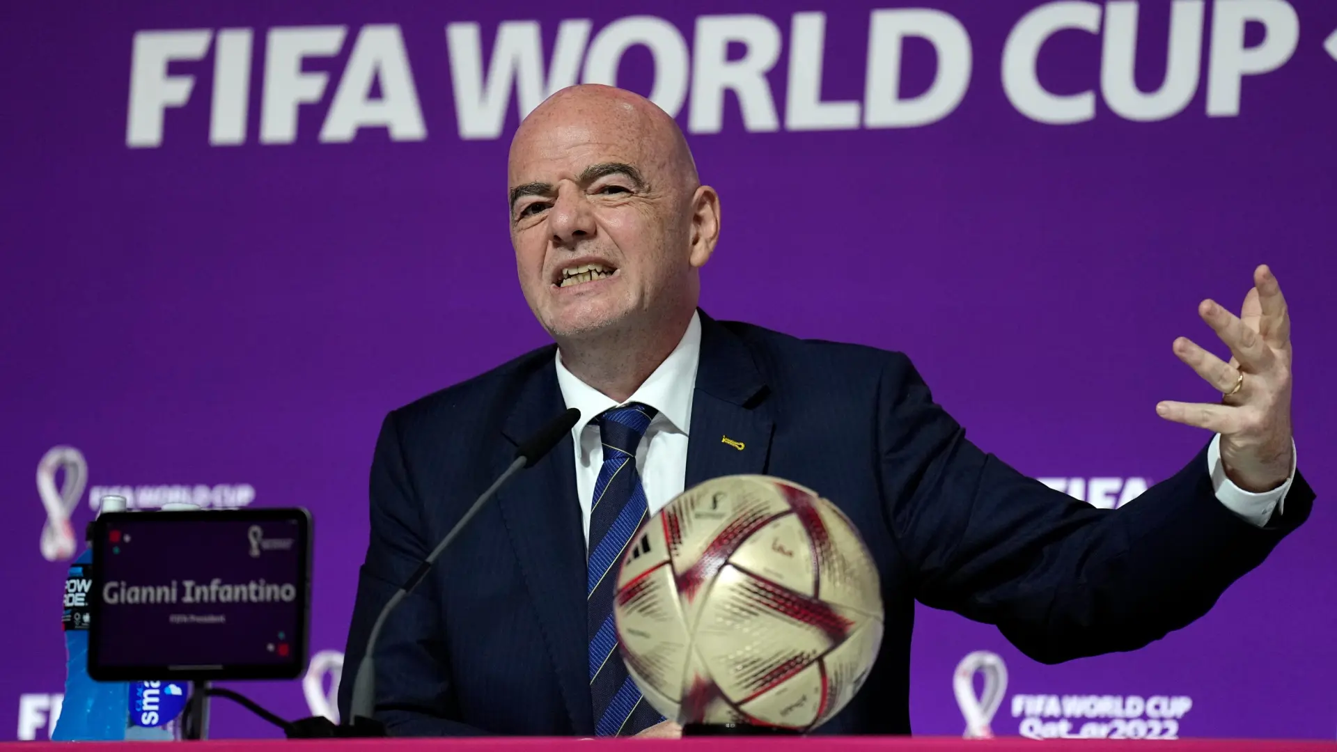 La UEFA inicia acciones legales contra la FIFA e Infantino por la descartada privatización del Mundial