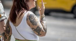 Las muertes por cáncer de laringe caen más de un 60% entre los hombres, pero suben entre las mujeres fumadoras mayores de 55 años