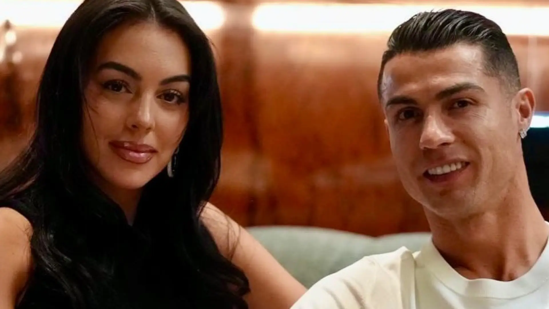 Ronaldo y Georgina vuelven al trabajo pocos días después de su boda secreta