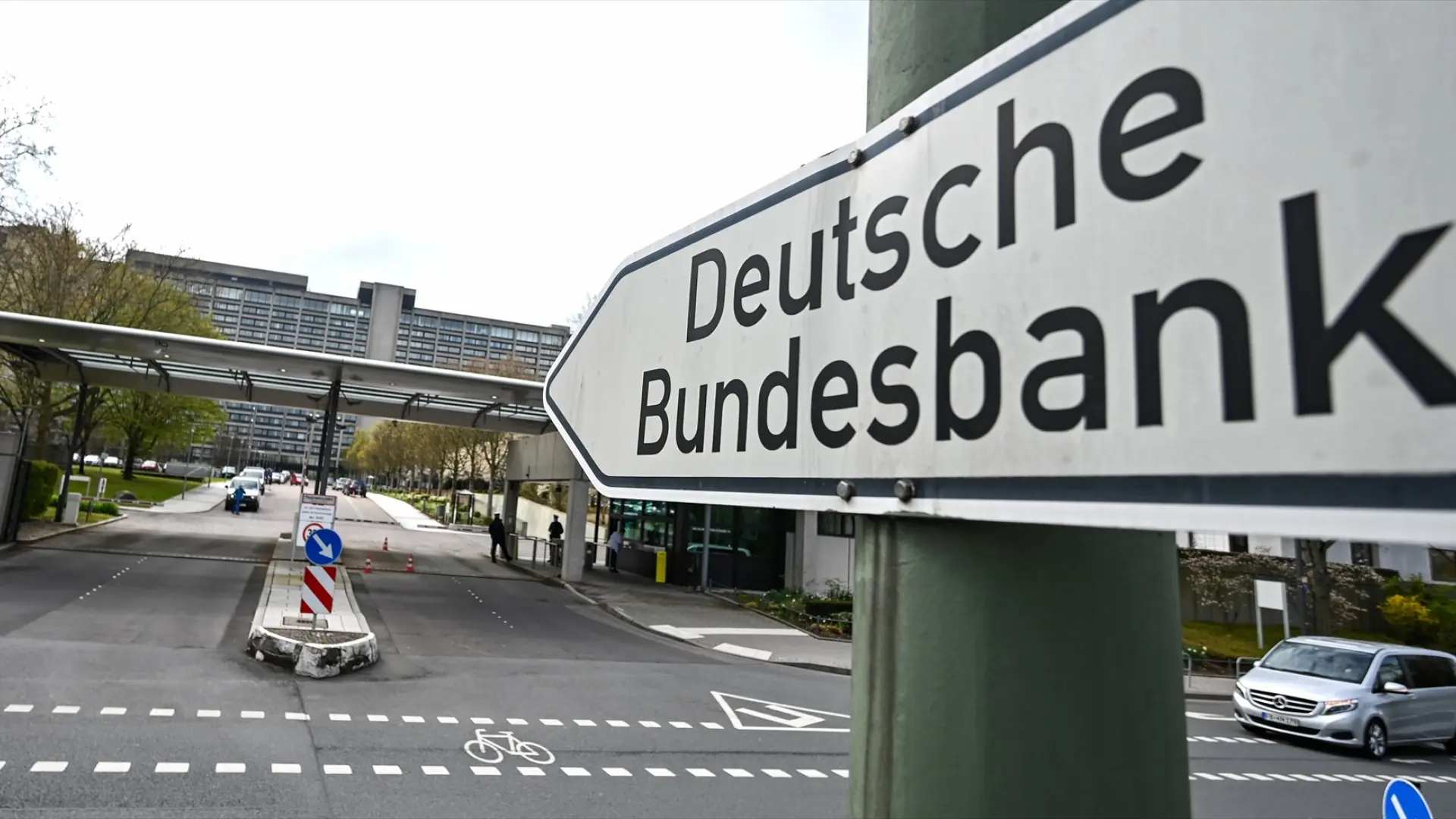 El Bundesbank teme que el bajo caudal de los ríos por la sequía frene la recuperación en Alemania