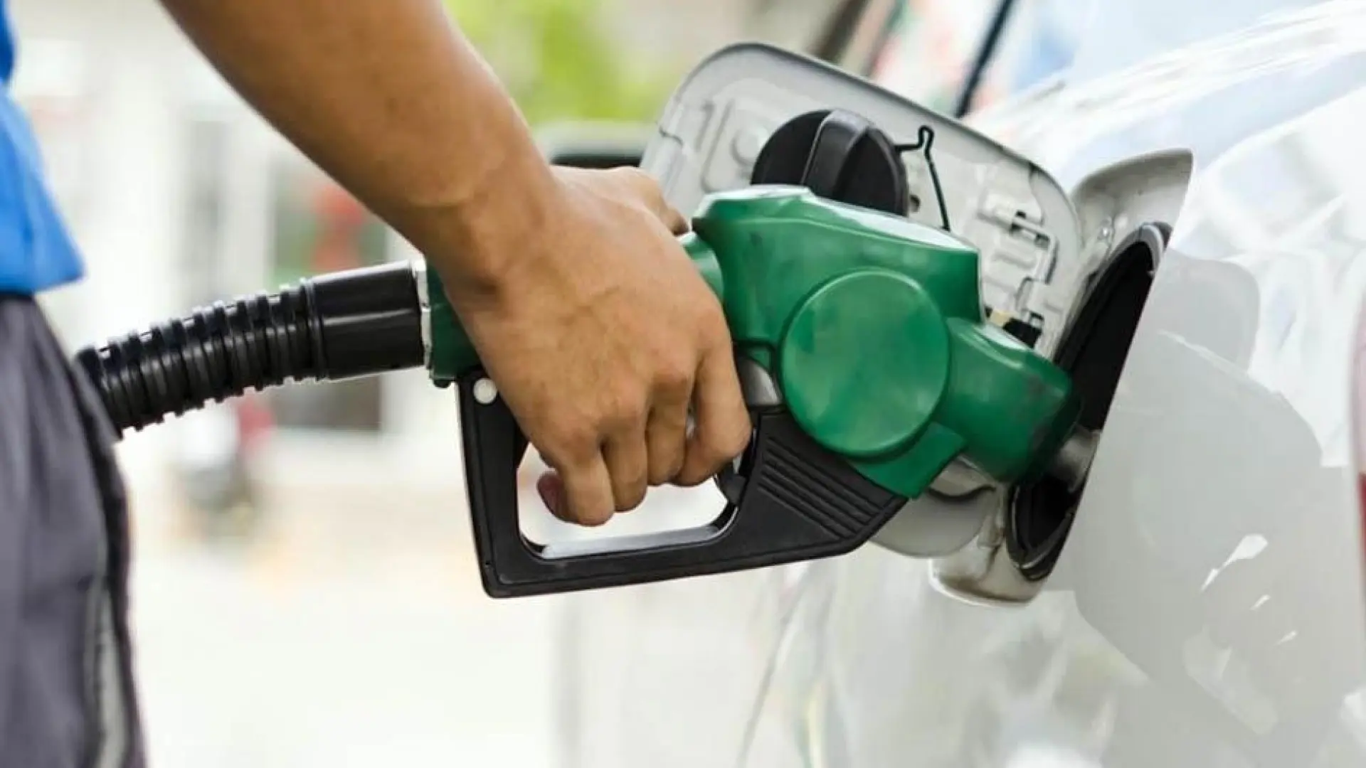 Las gasolinas y la luz elevan la inflación de julio a máximos de dos años en el 3,6%