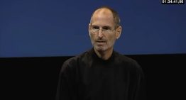 «No tengo ninguna disculpa.» Aparece un vídeo de Steve Jobs dando la cara por los fallos del iPhone 4