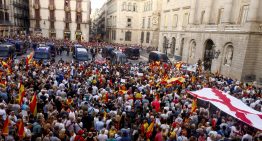 Un clamor transversal de cientos de miles de personas «en defensa de Ceuta» aísla más al 'sanchismo'