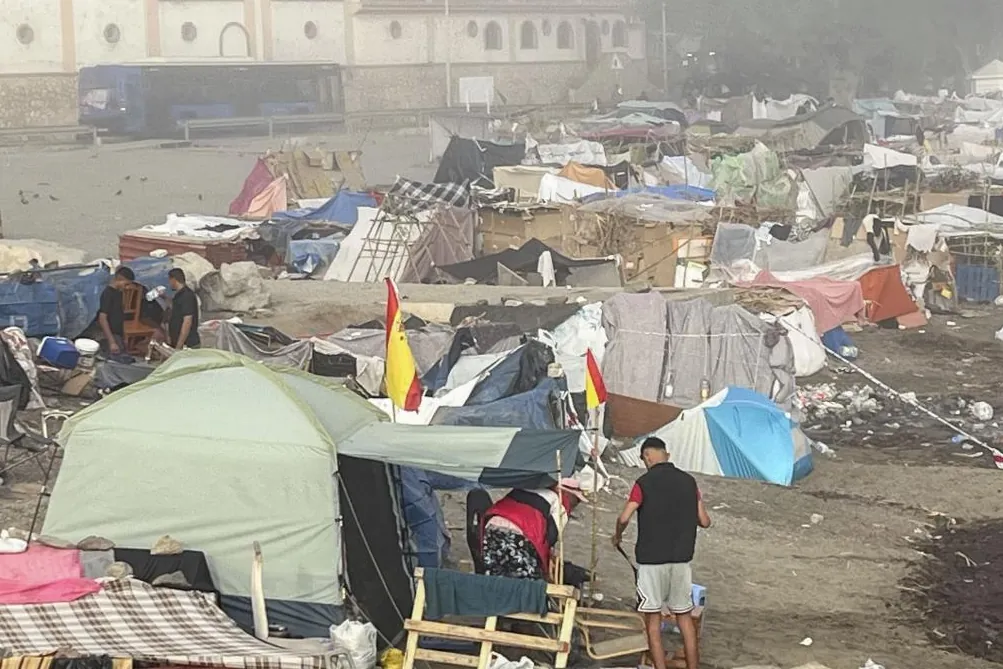 La Fiscalía respalda que la Audiencia Nacional investigue el asalto de Ceuta, cuya «dirección estratégica se habría desarrollado en territorio marroquí»