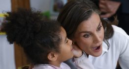 La Reina Letizia vuelve a su colegio de Oviedo para inaugurar el curso escolar: reencuentro con sus profesoras y clases de yoga