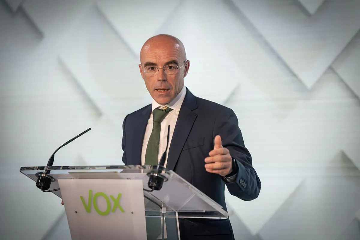 Vox exige responsabilidades a Sánchez y Puente tras el robo de 150 millones de datos en el hackeo a las webs de Adif y Renfe