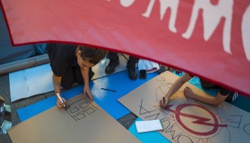 La acampada de Sol decidirá esta tarde si permanece en la plaza: «Estamos echando un pulso histórico al Gobierno»