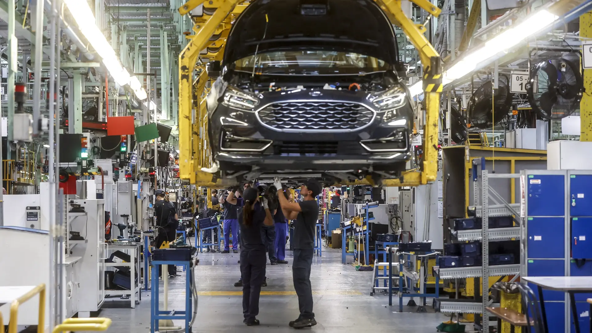 Los trabajadores de Ford en Almussafes llegan a un acuerdo laboral con la empresa