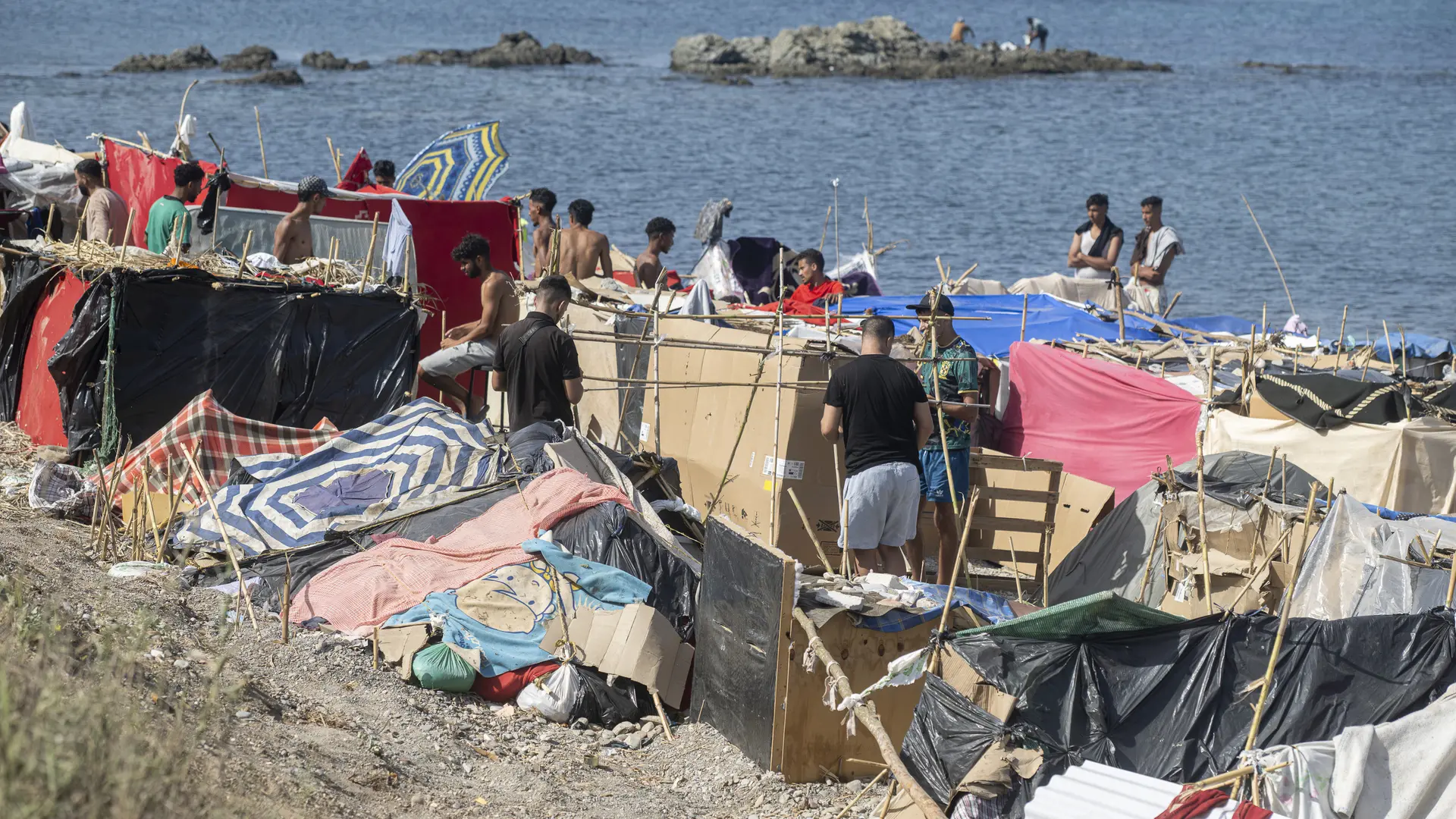 La crisis en Ceuta pone a prueba la nueva política migratoria de la UE y empuja a Sánchez a tomar medidas a regañadientes