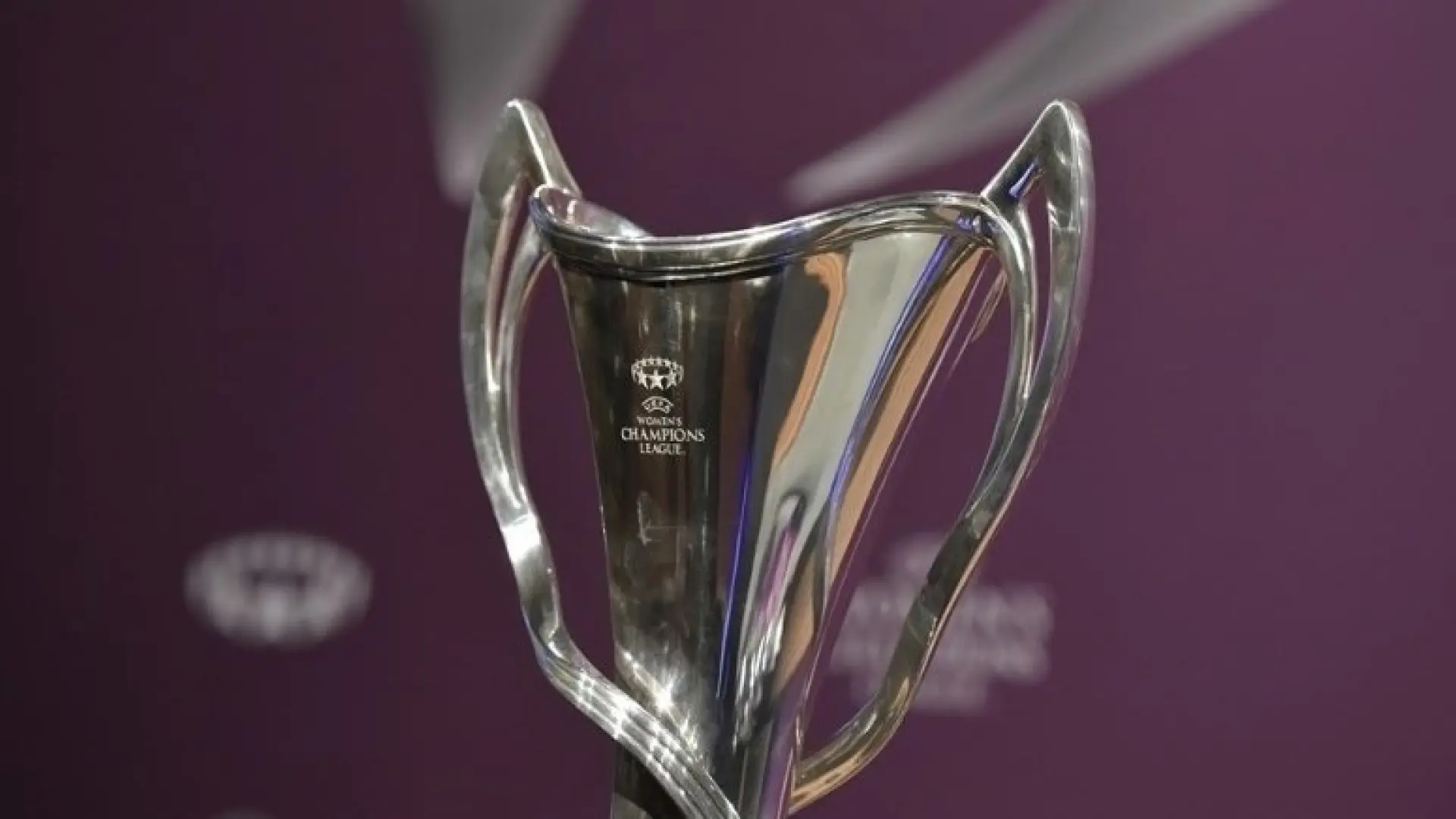 Barcelona y Real Madrid ya conocen a sus primeros rivales en la Champions femenina: varios 'cocos' y reencuentros