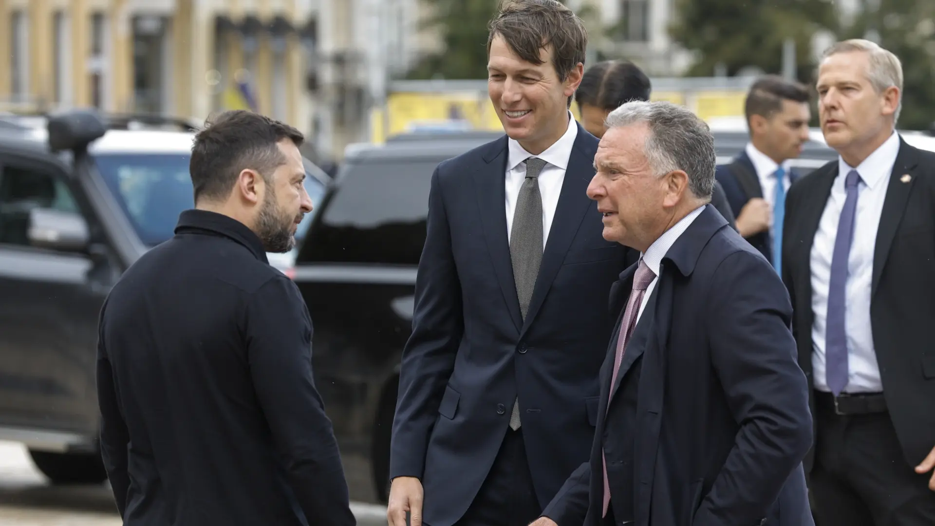 Zelenski se reúne en Kiev con los enviados de Trump, procedentes de Moscú: «Nos espera un día intenso»