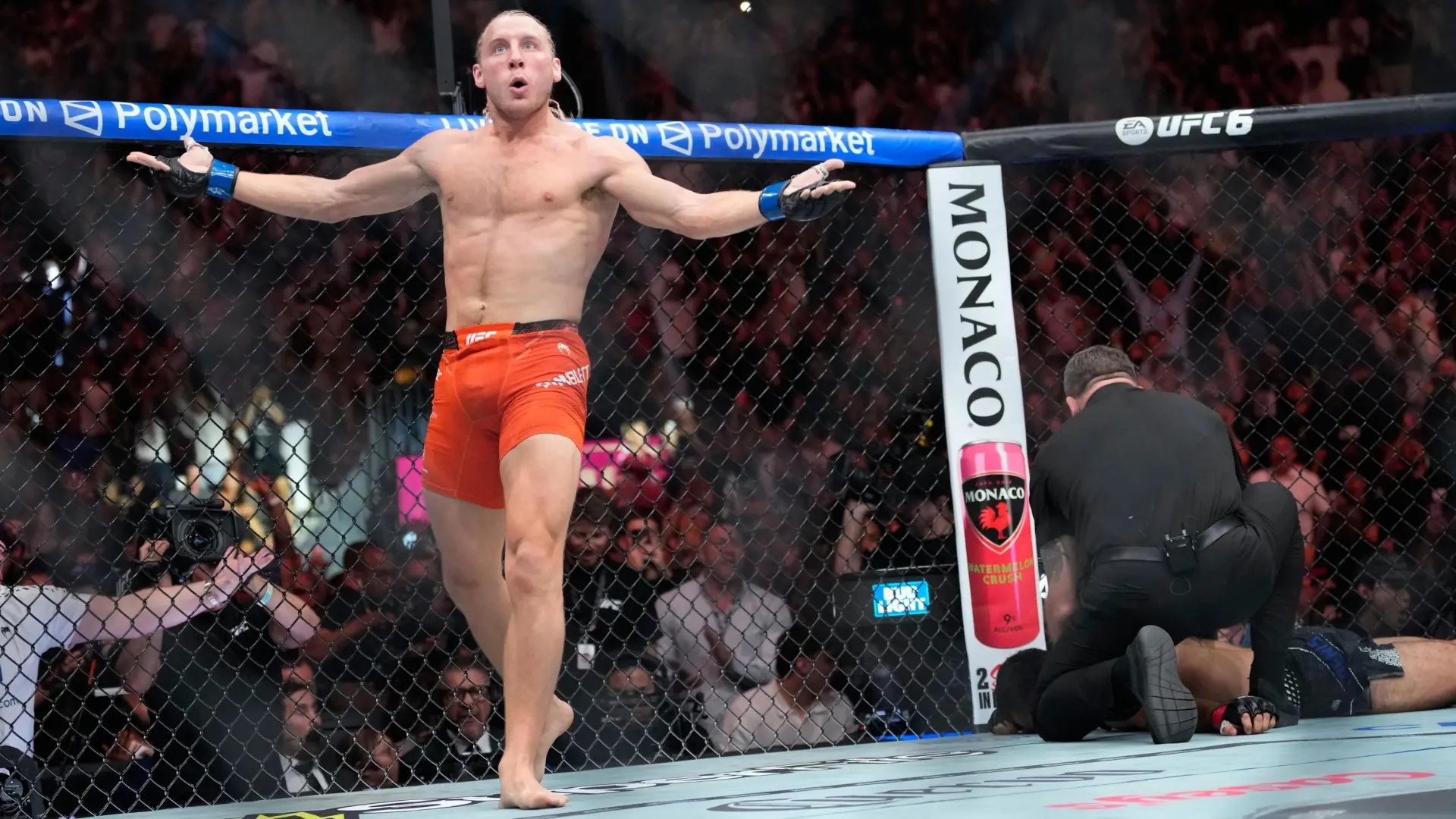Paddy Pimblett, sobre los rumores de una posible pelea contra Topuria: «Me encantaría partirle la cara, pero tenemos que esperar»