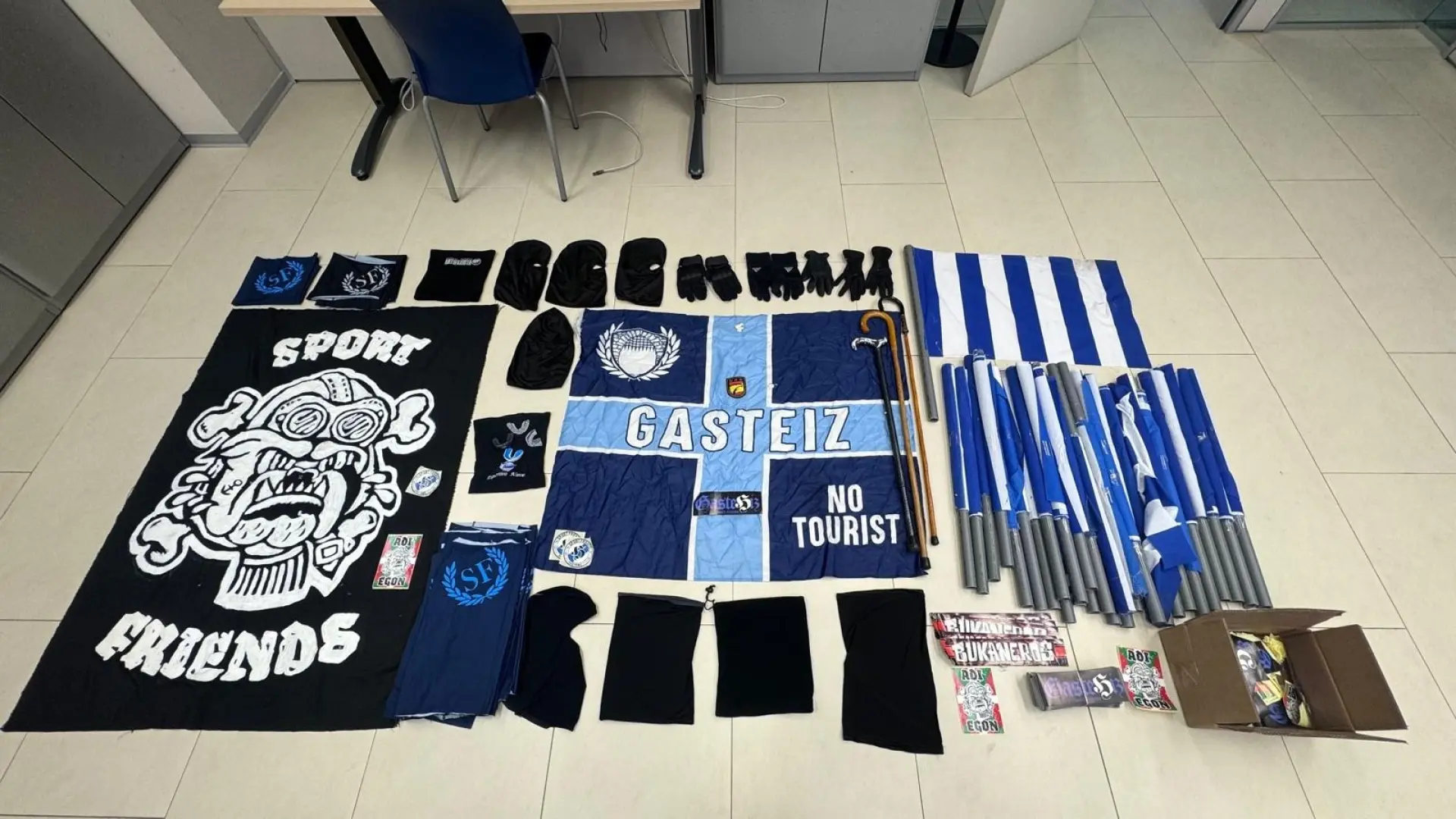 Una pelea pactada entre un centenar de ultras de Racing y Alavés, frustrada por la Policía Nacional
