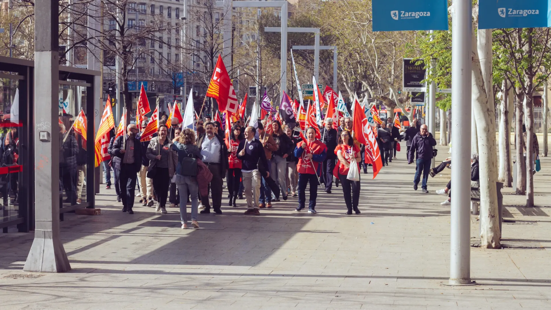 CCOO amenaza con un 'otoño caliente' y plantea subidas salariales de hasta el 7% para el nuevo convenio de banca