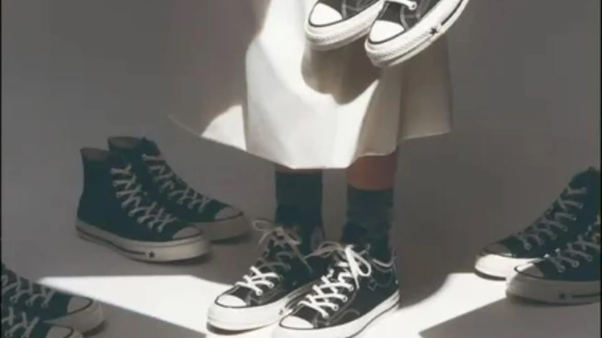 Converse retira un anuncio que recordaba al Ku Klux Klan y los linchamientos contra negros: «No sé en qué estaban pensando»