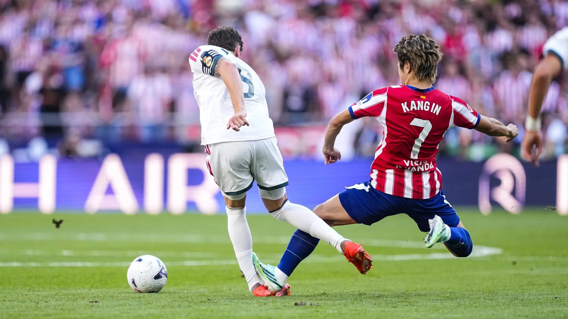 Fede Valverde, lesionado tras la dura entrada de Kang-in Lee en el derbi ante el Atlético