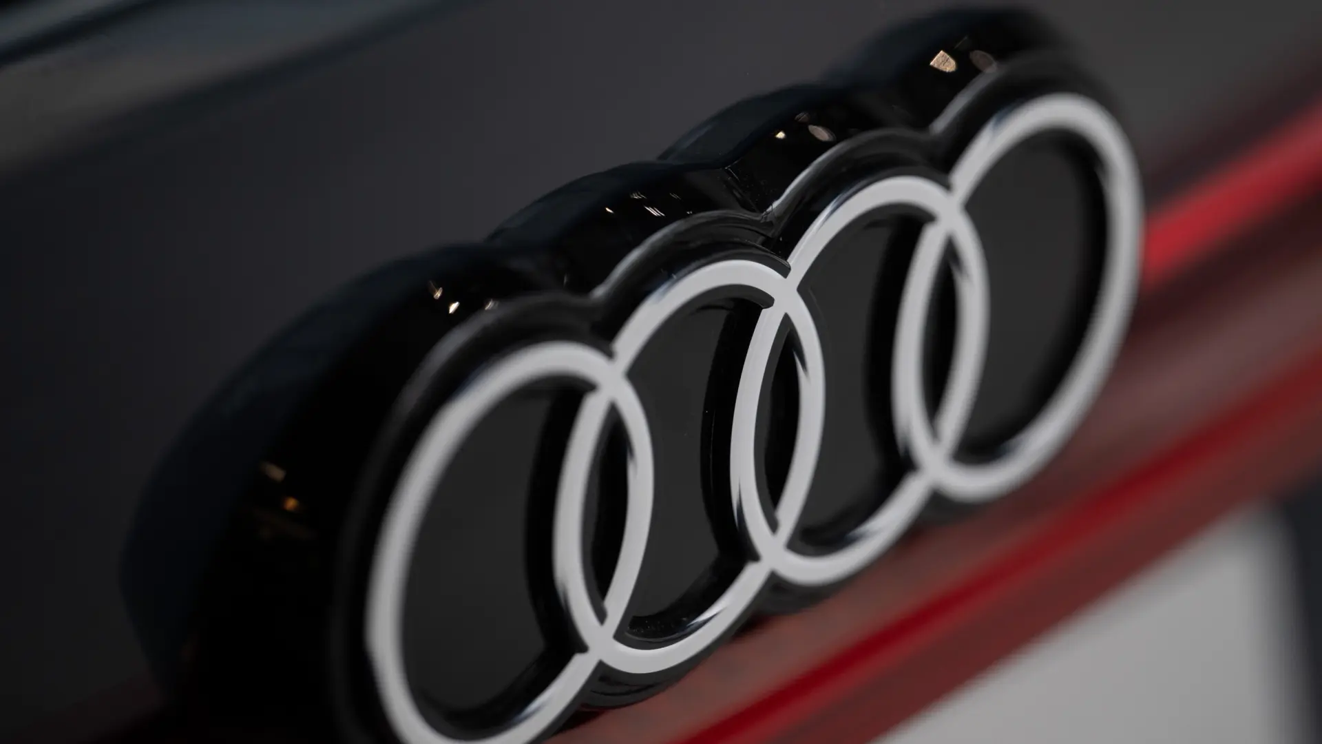 La crisis del motor alemán se acrecenta: se disparan las importaciones de coches chinos mientras sus exportaciones se hunden
