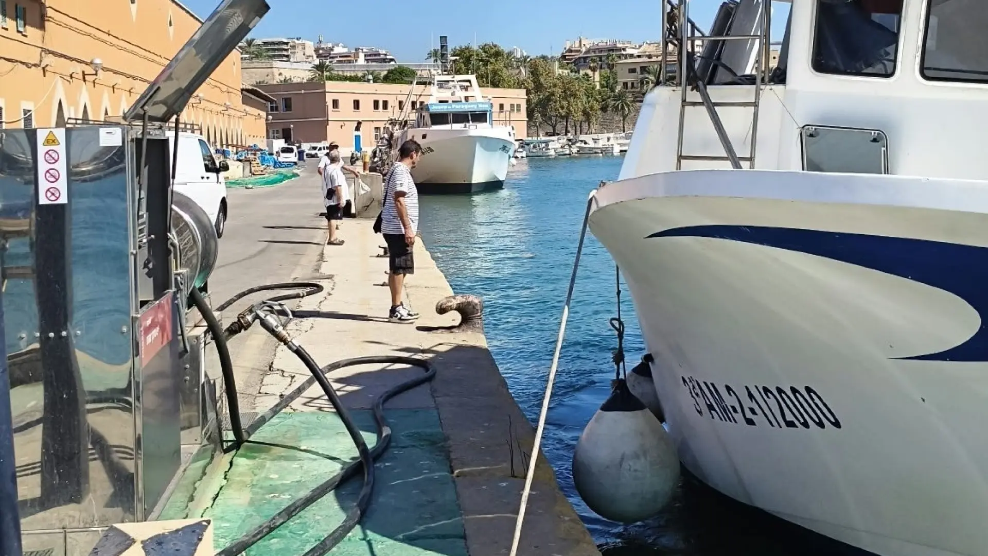 La pesca ve «insuficiente» la ayuda a la compra de gasóleo de 20 céntimos prorrogada por el Gobierno y exige duplicarla