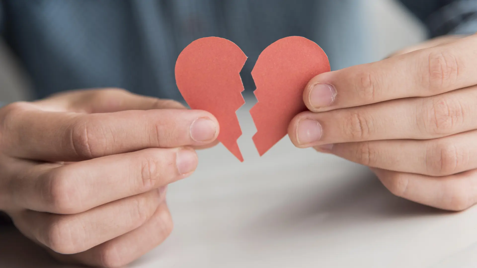 Las apps de ligar: por qué lo llaman amor cuando quieren decir datos privados