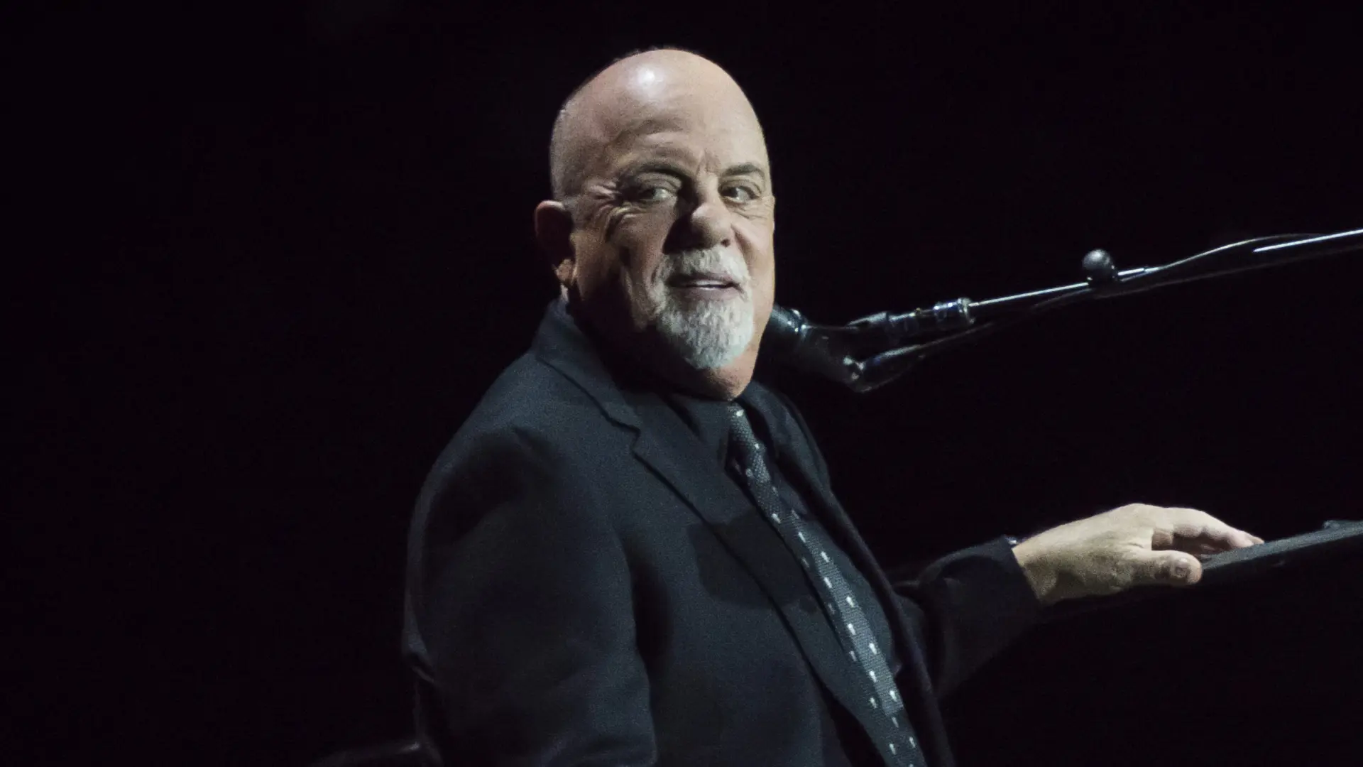 Billy Joel se somete a una cirugía cerebral por su hidrocefalia: «Cada concierto me provocaba algo parecido a una conmoción»