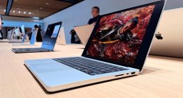 Apple no se olvida de sus primeros MacBook táctiles. Gurman filtra cuándo se lanzan