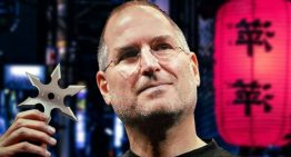 En su visita a Japón, Steve Jobs fue arrestado al salir por llevar encima estrellas ninja