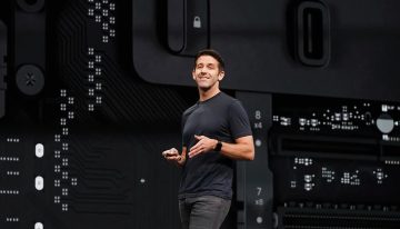 El diseño vuelve a mandar en Apple. John Ternus pisa el estudio cada semana y Tim Cook iba una vez al mes