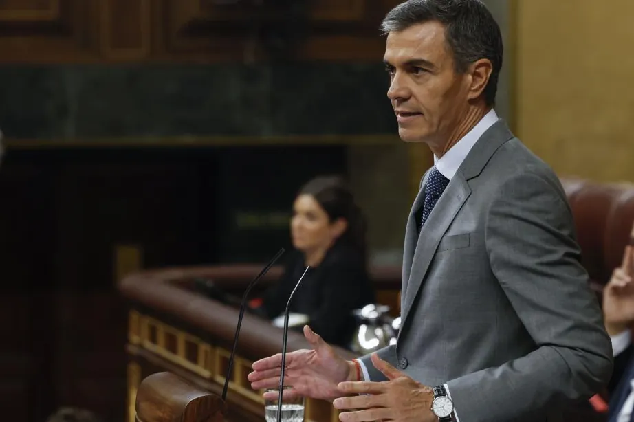 Sánchez interviene por sorpresa en un último intento  para presionar a Junts: «La historia les juzgará con contundencia»