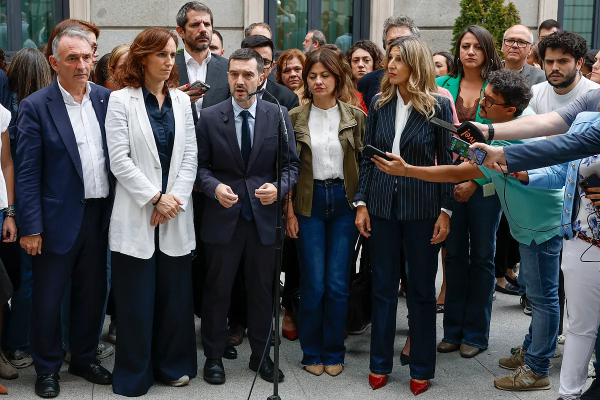 Bustinduy frena el clamor por él para que sea el candidato y Sumar tienta a Mónica García
