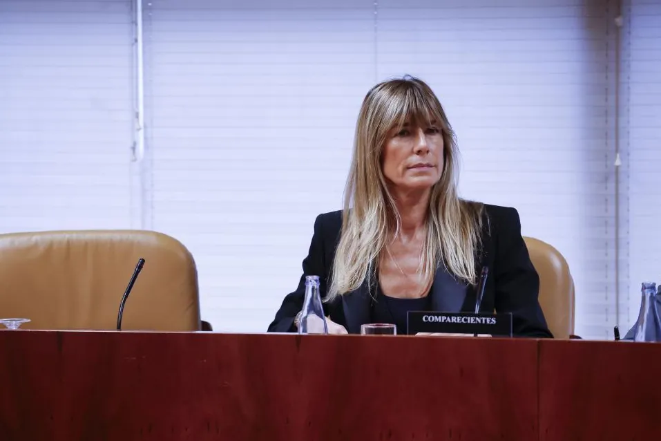 La Fiscalía pide a la Audiencia de Madrid que absuelva a Begoña Gómez de los delitos de malversación y tráfico de influencias