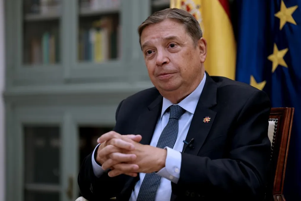El ministro Luis Planas renuncia a encabezar la lista del PSOE por Córdoba para las elecciones del 29-N