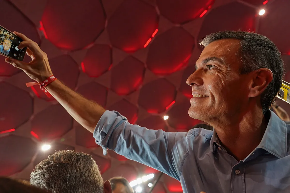 Sánchez bate ya el récord de decretos ley en democracia