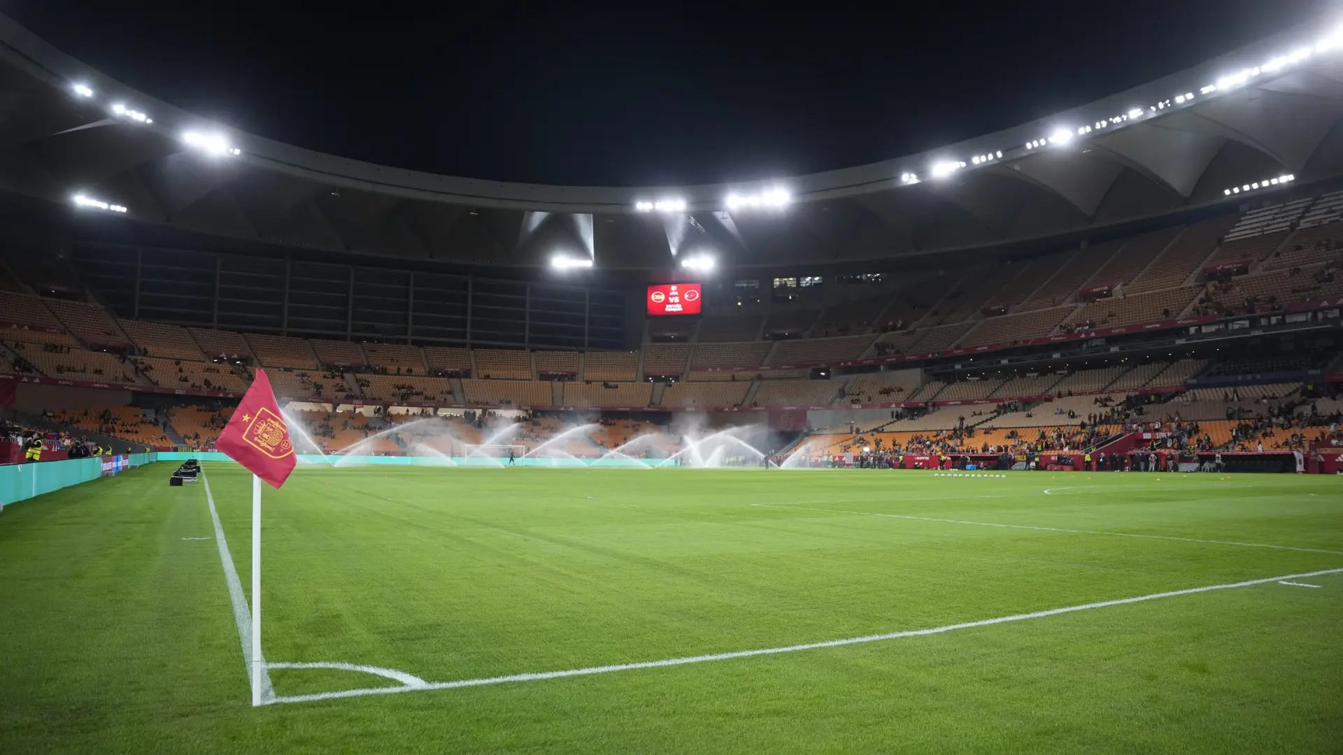 Detenidos dos ultras del Oporto tras una brutal agresión a un trabajador del Betis: sufre una rotura de la mandíbula