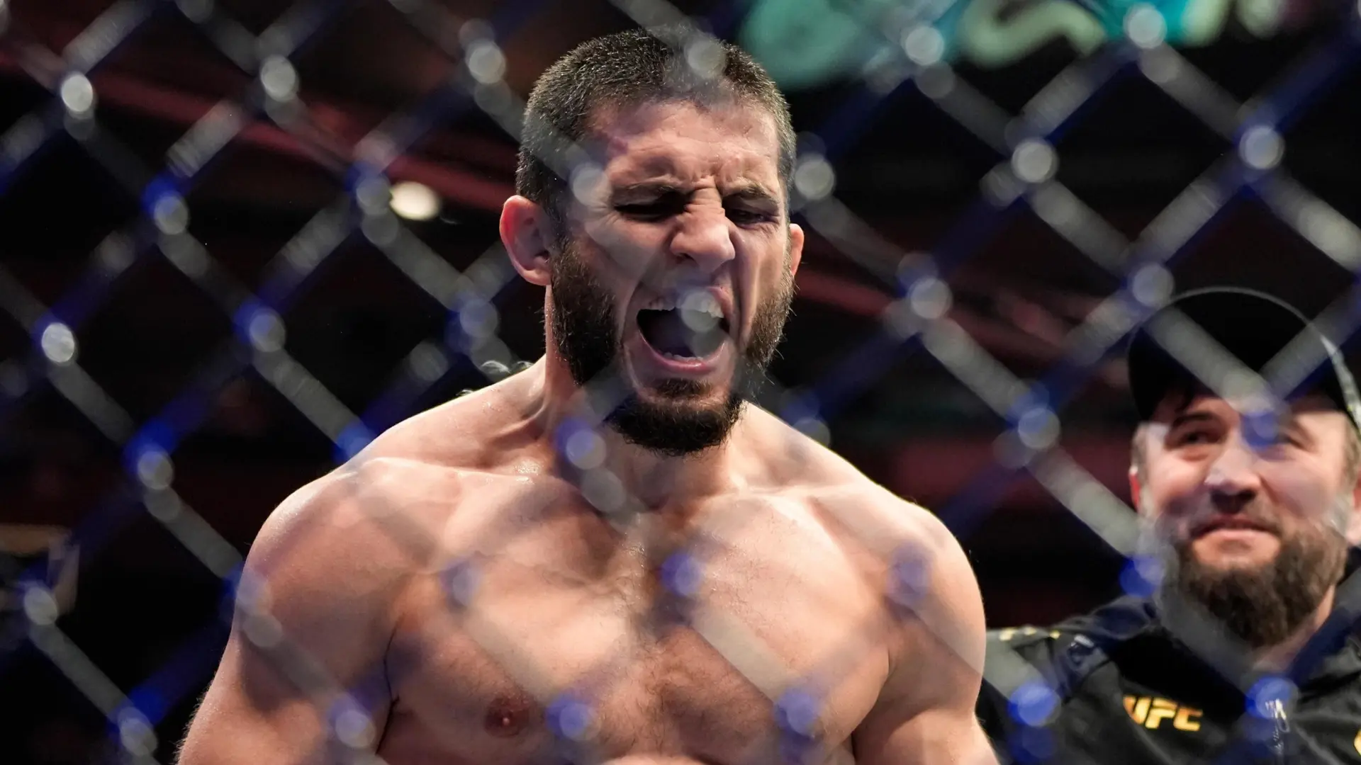 Makhachev se niega a pelear con Carlos Prates y la UFC crea un cinturón interino: «Se verá quién es el verdadero contendiente»