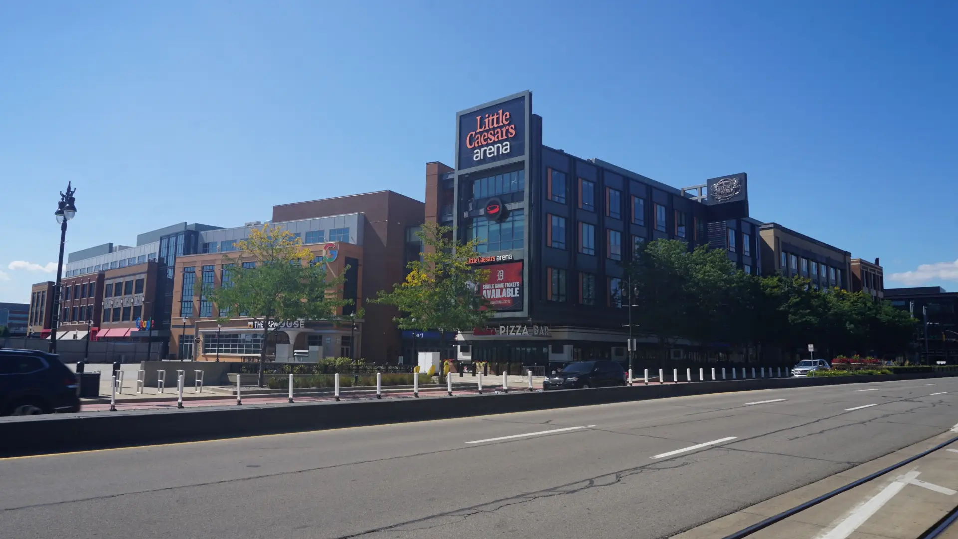Santuarios del deporte. Little Caesars Arena, Detroit