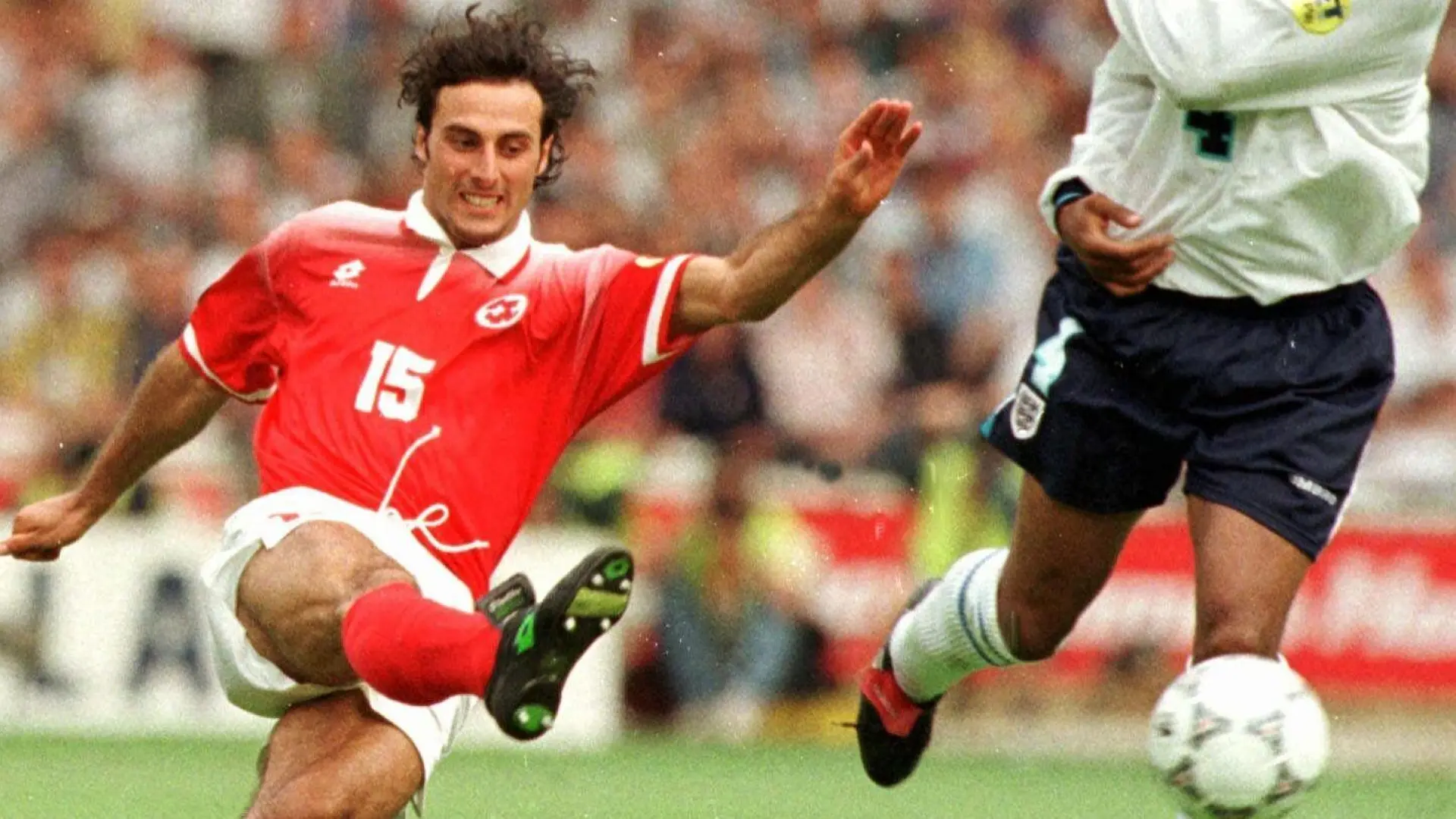 Primer rival de Gianni Infantino: el exfutbolista Ramon Vega quiere ser presidente de la FIFA