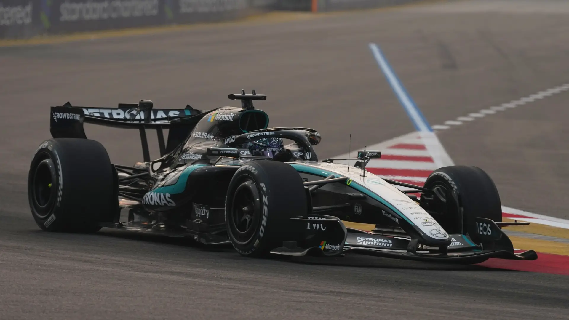 Russell, por delante de Leclerc y Norris en el único libre de Singapur: Fernando Alonso y Carlos Sainz, muy lejos