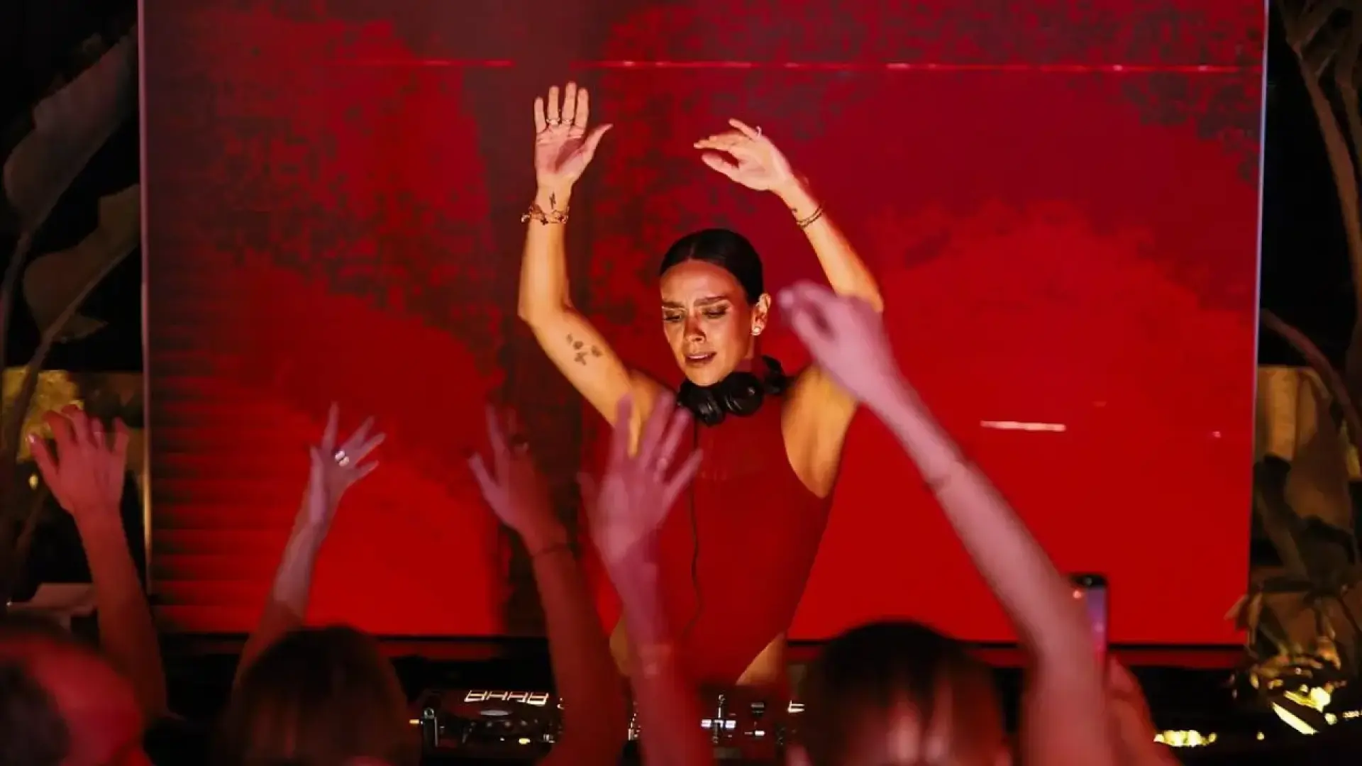 Cristina Pedroche debuta como DJ y responde a las críticas: «Me lo preparé, no estoy haciendo daño a nadie»