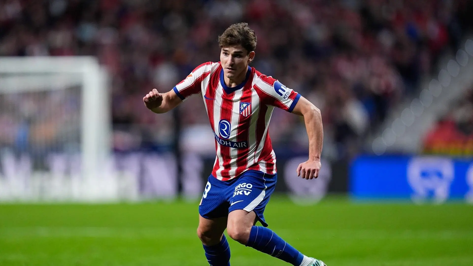 Julián Álvarez se disculpa con la afición del Atlético: «Yo también me habría enojado»