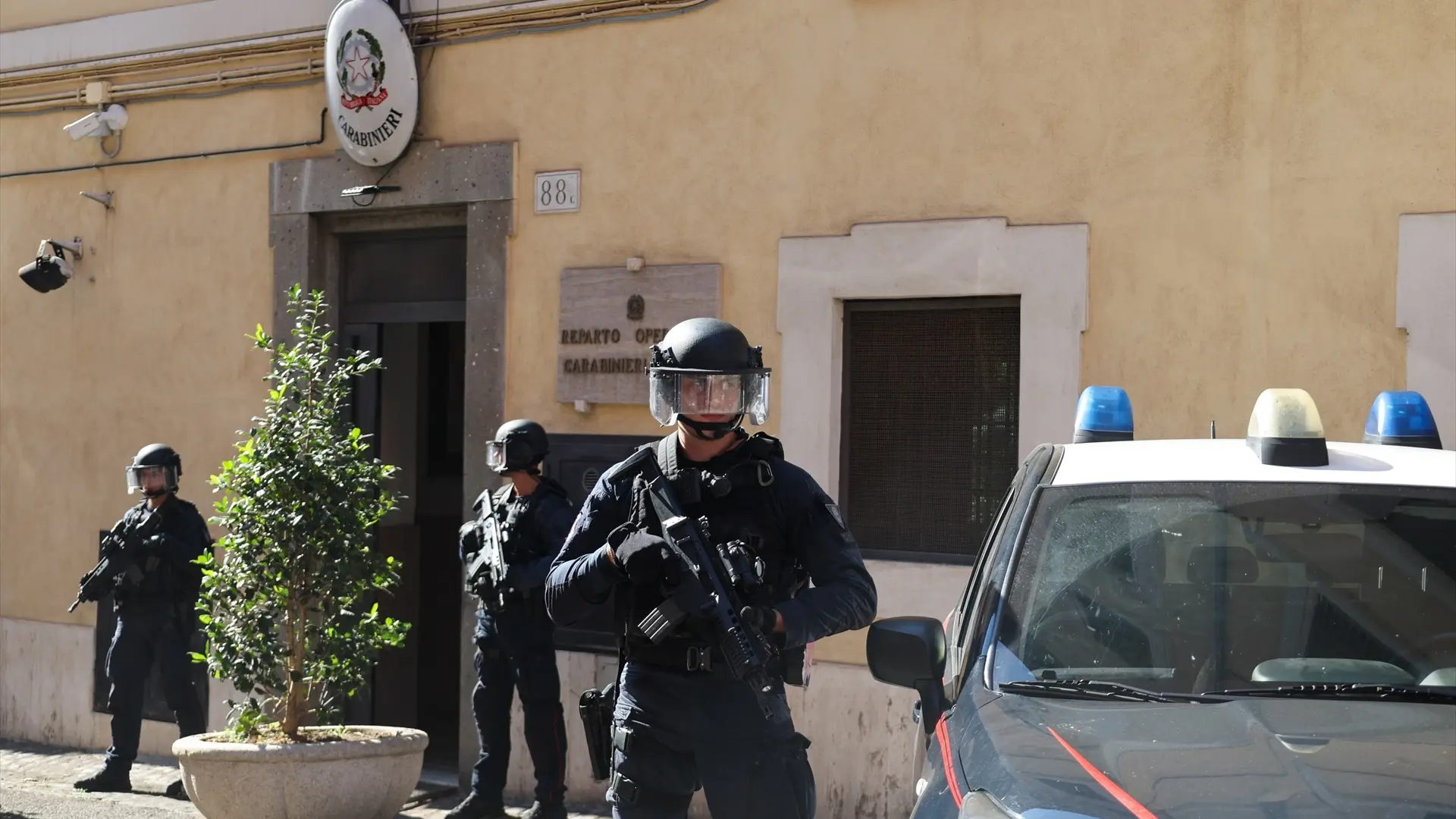 Detenido en Italia por matar presuntamente a su primo con un bollo de crema para quedarse con su herencia