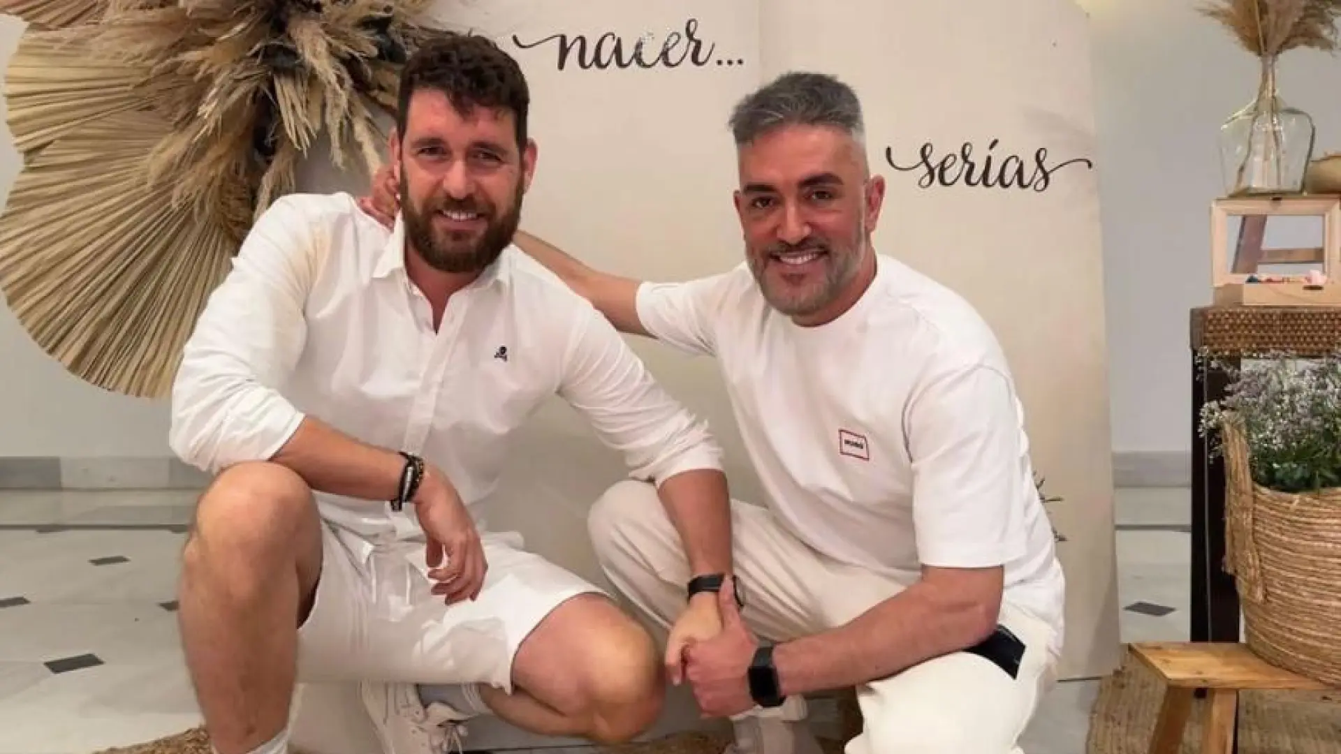 Fran Antón, marido de Kiko Hernández, comparte la resolución sobre el cierre de su local en Melilla: «Se hizo de manera ilegal»