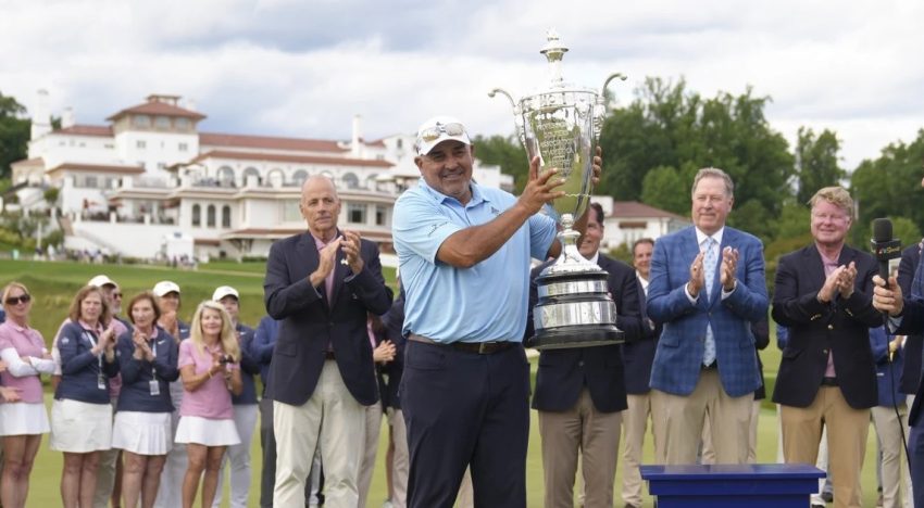 Tras salir de la cárcel, Ángel Cabrera hace historia en el golf: ganó el Senior PGA Championship, su segundo Major en dos semanas