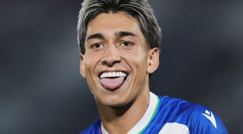 La historia de Maher Carrizo, el 'otro Mastantuono' del fútbol argentino que ilusiona a todo Vélez y acapara interés en Europa