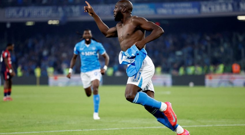 Napoli gritó campeón en la Serie A y logró el cuarto Scudetto de su historia: le ganó a Cagliari y le importó poco y nada que Inter superara a Como
