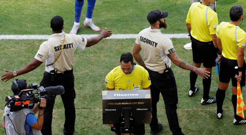 La culpa fue de Leodán: Tello, el VAR, los rumiantes del fútbol y las injusticias que también llegaron al Mundial de Clubes