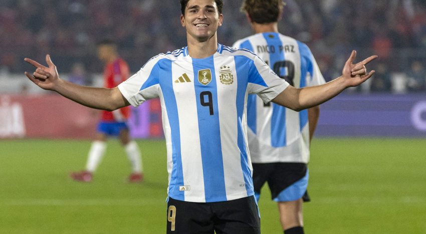 El uno x uno del triunfo de la Selección en Chile: Julián Alvarez, la figura con su golazo y el Dibu Martínez también fue clave